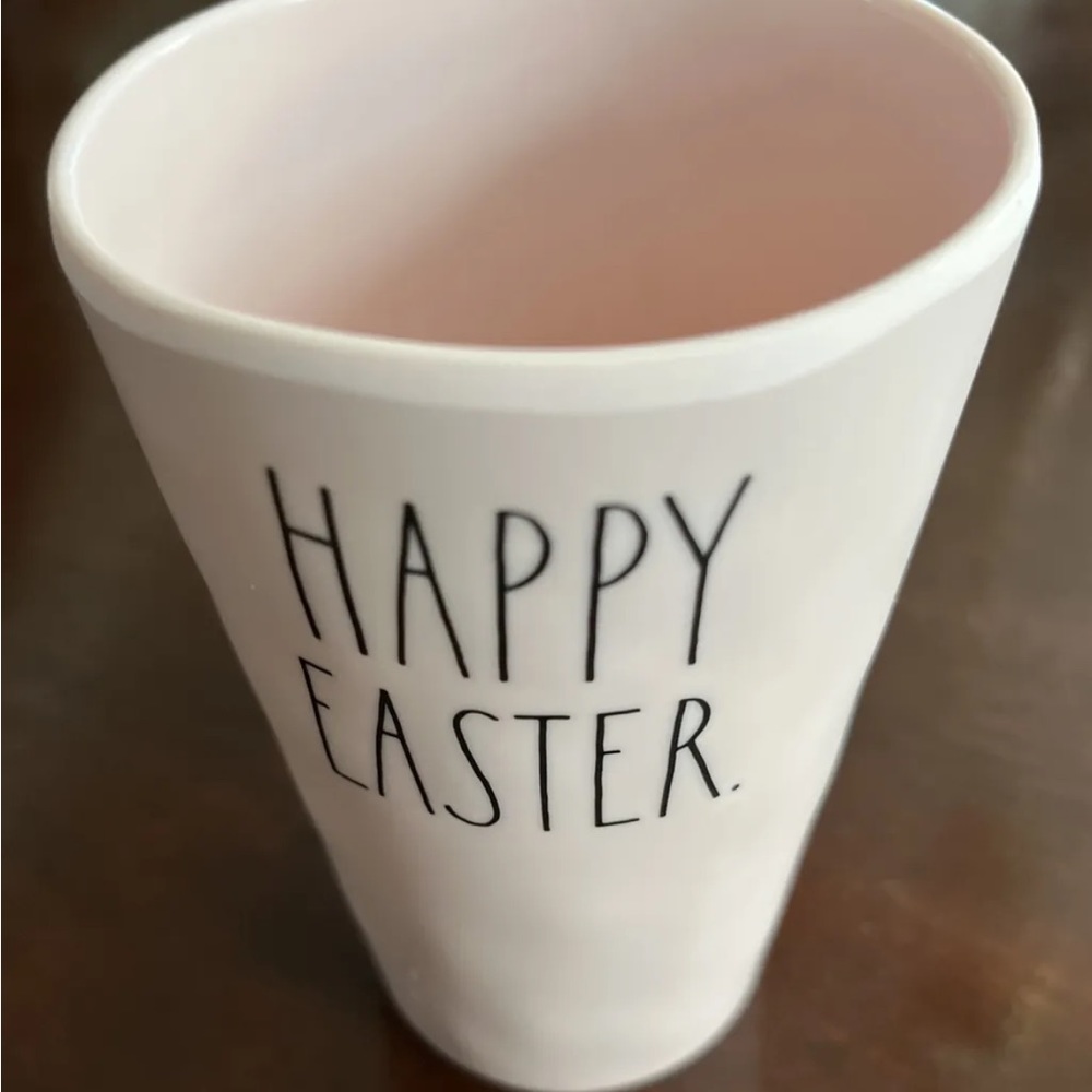 NWOT Rae Dunn “Happy Easter” Artisan Melamine Drinking Glass for Enchante. 16 oz